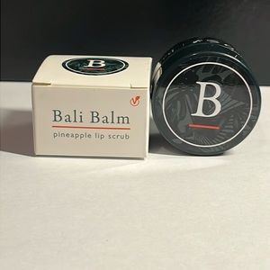 🌟5/$25 Sale🌟 Bali Balm Pineapple Lip Scrub Cosmetic Exfoliating Sugar 15ml NIB